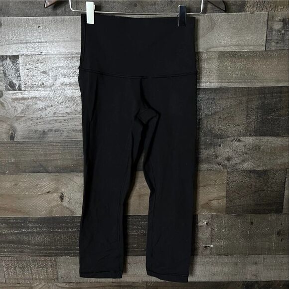 Lululemon High Rise Leggings 4 - Picture 1 of 4